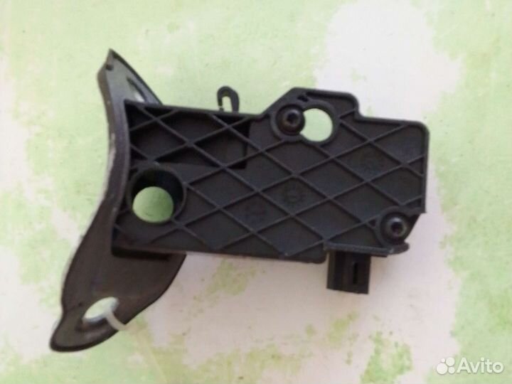 Активатор лючка бенз Mercedes-Benz CLS-Class б\у