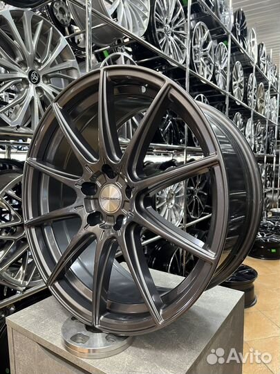 Диски литые R18 5*108 Vossen