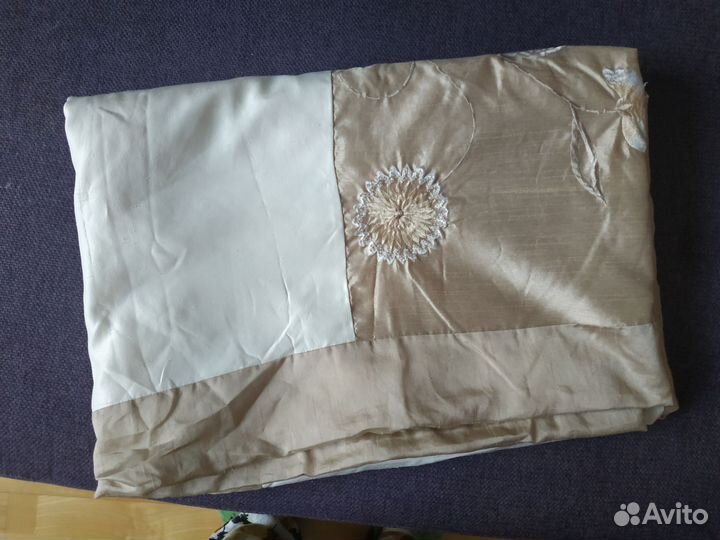 Пододеяльники, простыни