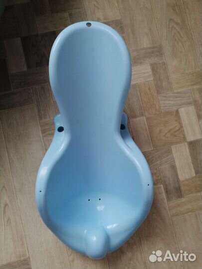 Ванночка для купания с горкой