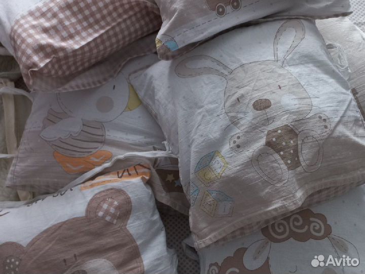 Бортики в детскую кроватку