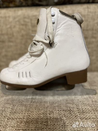 Коньки Atemi 39 размер