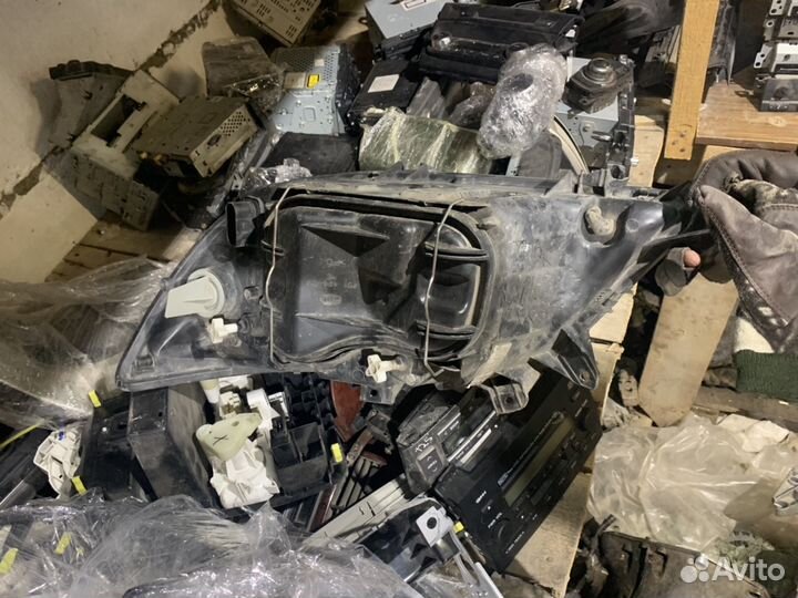 Правая Фара Мерседес Спринтер Mercedes Sprinter