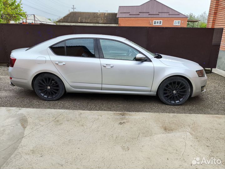 Skoda Octavia 1.2 МТ, 2014, 288 826 км