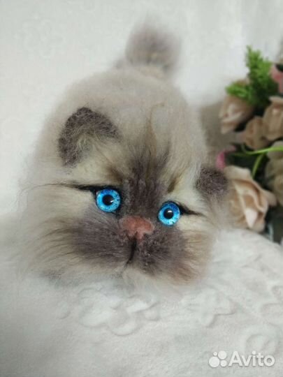 Вязаная игрушка кошка