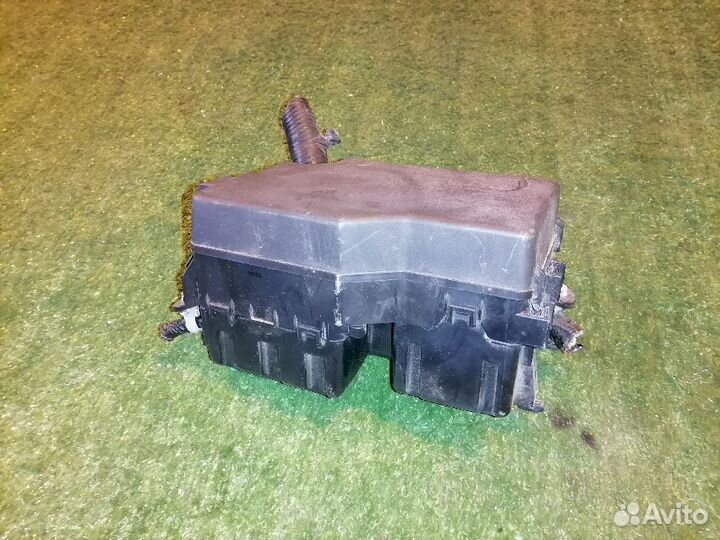 Блок предохранителей Mazda Axela BL BL6FJ