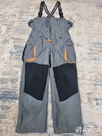 Зимний костюм для охоты и рыбалки