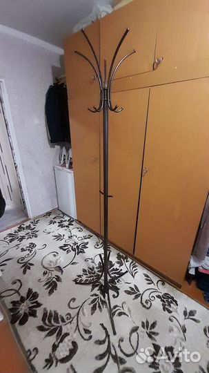 Вешалка напольная