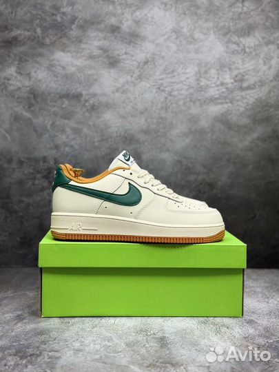 Кроссовки женские Nike Air Force 1 (36-39)