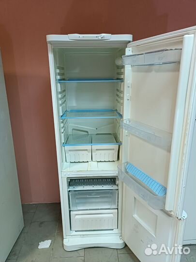 Холодильник indesit 185см