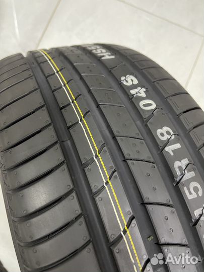 Kumho Ecsta HS51 235/45 R18 94V