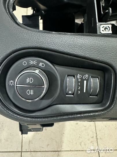 Блок управления светом Jeep Renegade BU 2014-2019