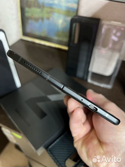 Samsung Galaxy Z Fold3 5G, 12/512 ГБ