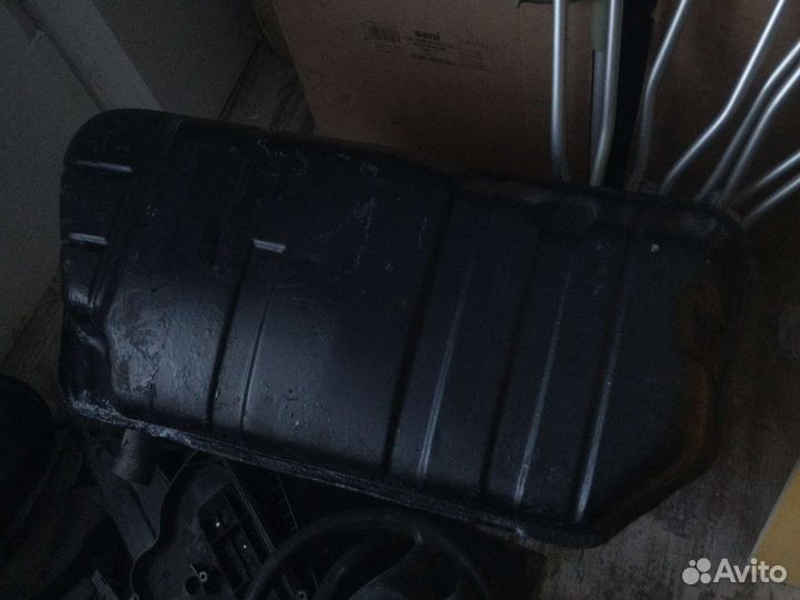 Топливный бак ваз 2112,2114,приора