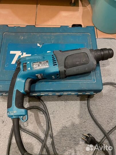 Перфоратор makita HR2470