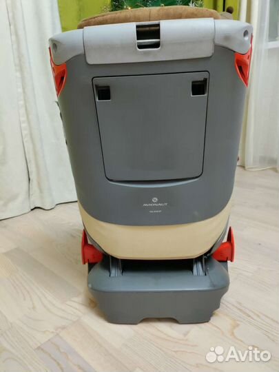 Детское автокресло