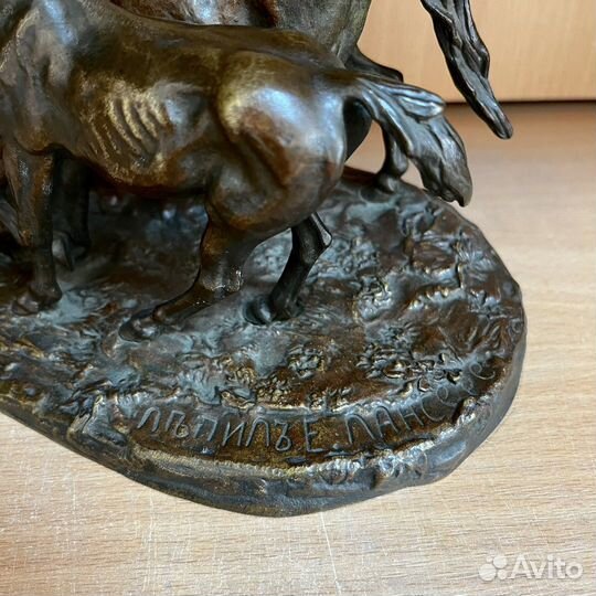 Скульптура бронза Лансере