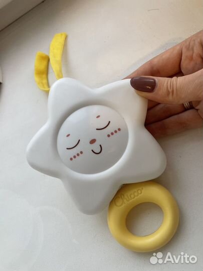 Музыкальная игрушка на кроватку 0+ Chicco