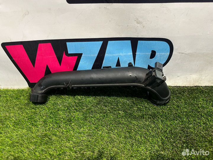 Патрубок интеркулера Volkswagen Jetta 7 2019