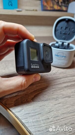 Продаю экшн камеру GoPro 8 Hero Black