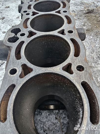 Блок цилиндров toyota carina AT211, 5AFE