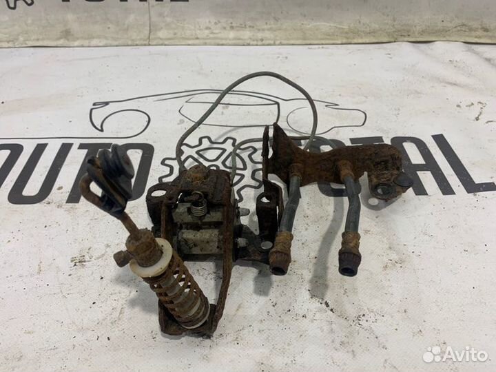 Распределитель тормозных усилий Renault Symbol