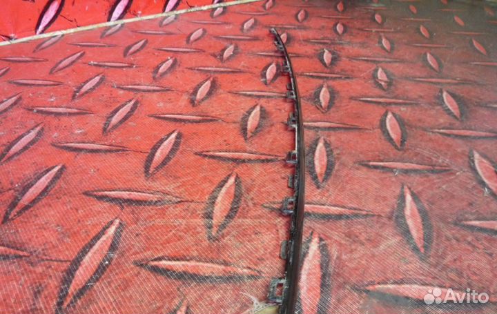 Молдинг заднего бампера Volkswagen Polo