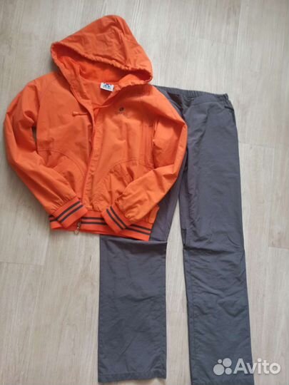 Спортивный костюм женский