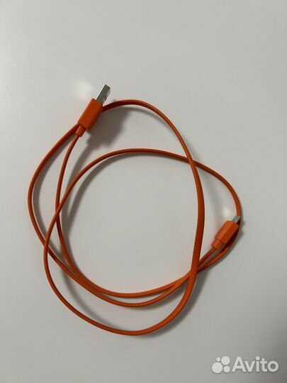 Беспроводные наушники JBL E55BT tred