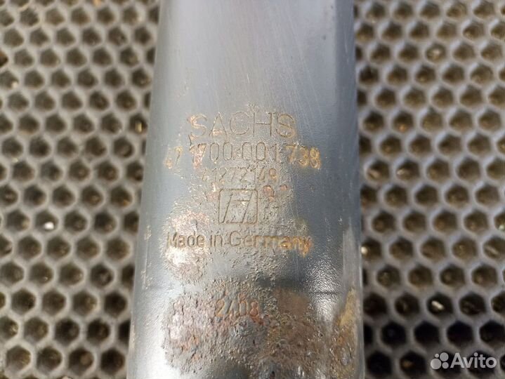 Амортизатор передний