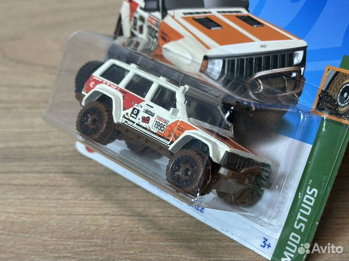 Hot wheels jeep cherokee