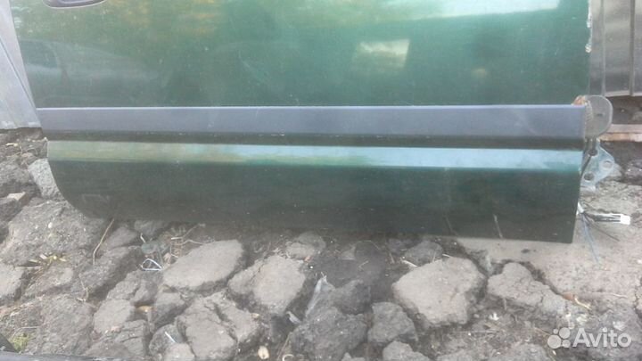 Дверь предняя правая Mitsubishi Space Star