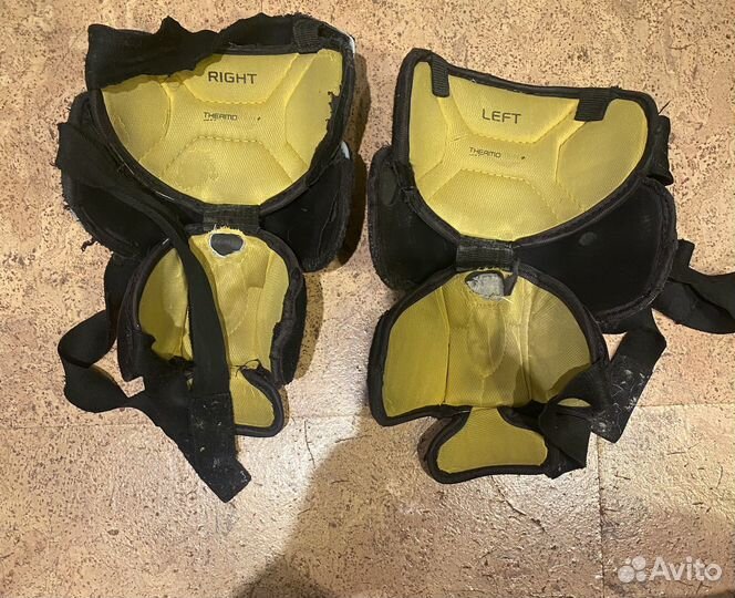 Вратарские наколенники