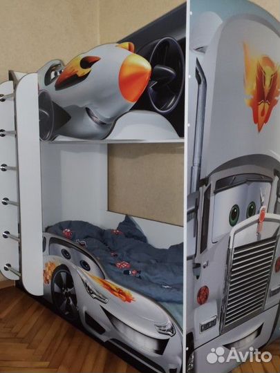 Детская двухъярусная кровать бу
