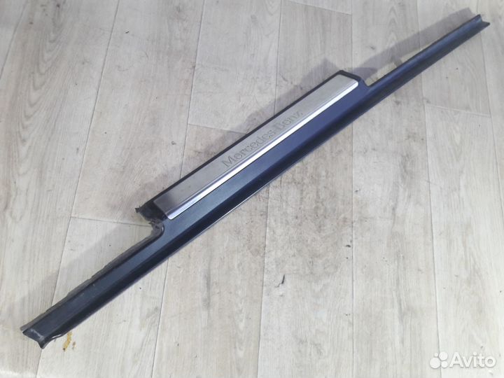 Накладка на порог внутренняя Mercedes W220