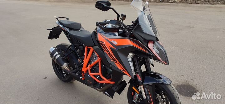 KTM 1290 super duke GT