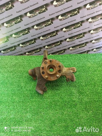 Кулак поворотный ступица Тойота Кавалер