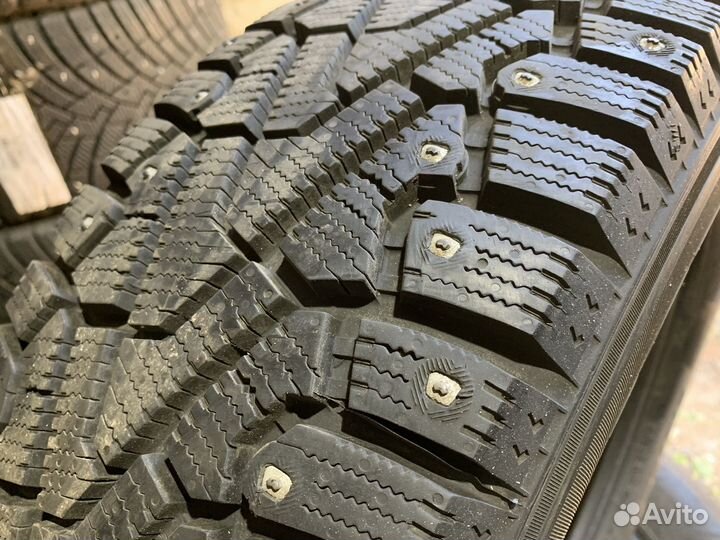 Pirelli Ice Zero 215/65 R17 103T