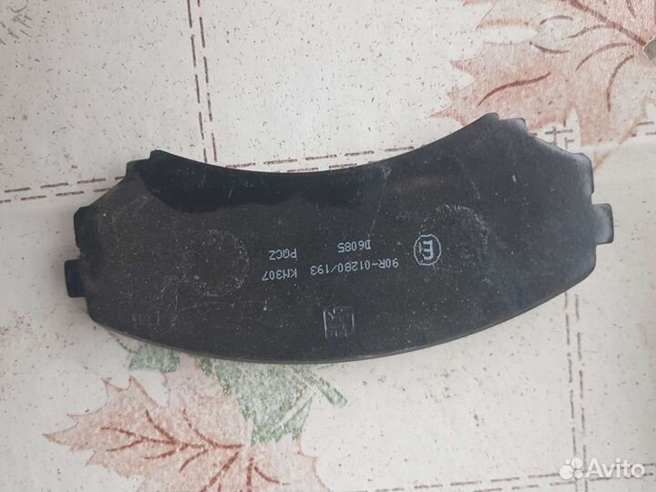 Тормозные колодки митсубиси грандис