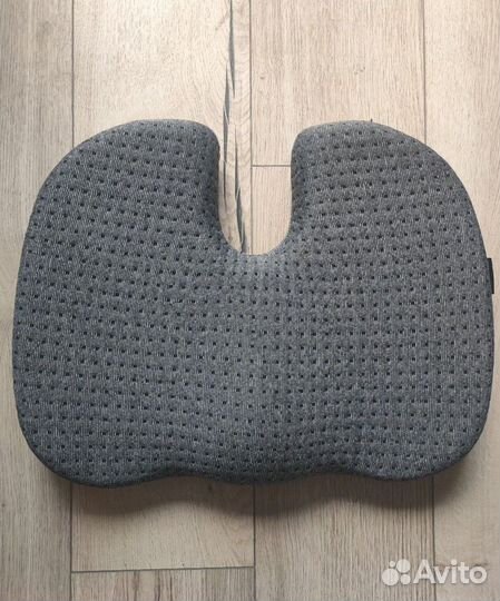 Ортопедическая подушка на стул