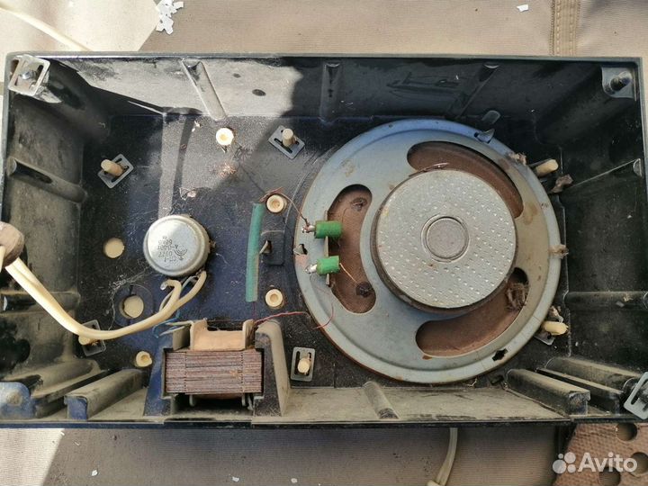 Советский радиоприёмник. Радиоприёмник времён СССР