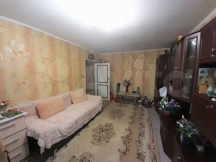 2-к. квартира, 54 м², 1/9 эт.