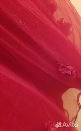 Нарядное платье для девочки 134 140