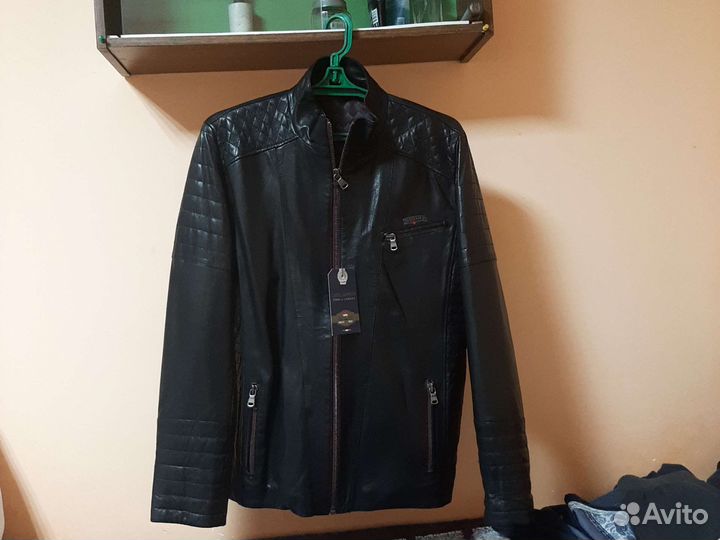 Кожаная куртка мужская новая 48 размер