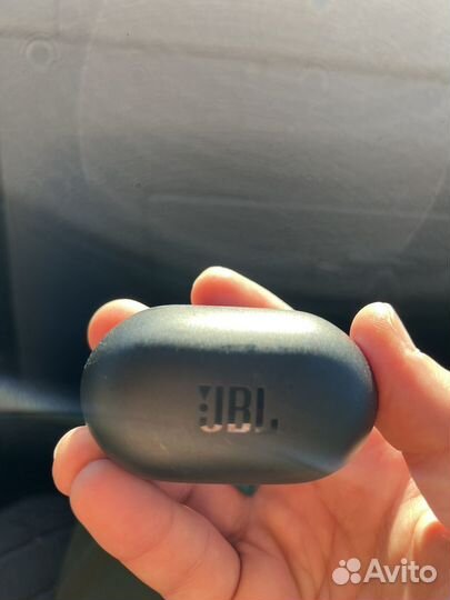 Беспроводные наушники jbl
