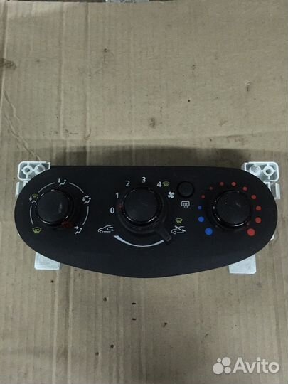 Nissan almera g15 Переключать