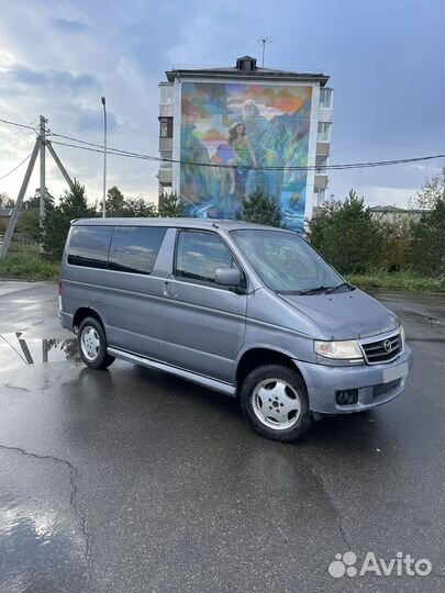 Mazda Bongo Friendee 2.0 AT, 2002, 215 365 км