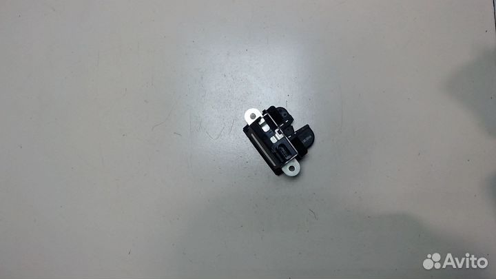 Замок багажника Seat Leon 2, 2010