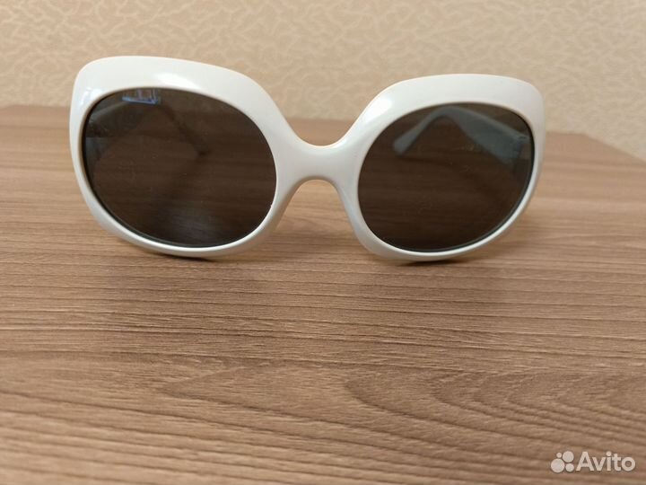 Солнцезащитные очки женские