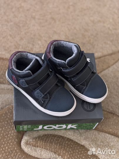 Ботинки демисезонные для мальчика 26